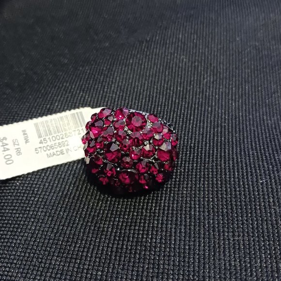 White house Balck Market ring - Picture 1 of 4